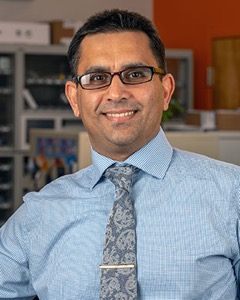 Dr.-Ullah